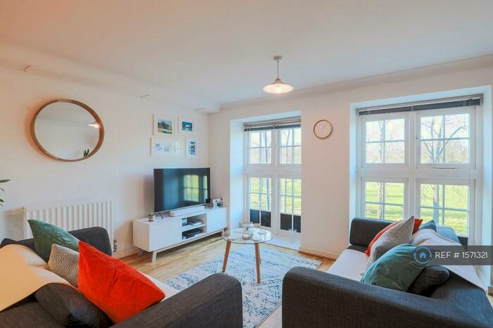 2 Bedroom Flat To Rent In Norwood Road, London, SE24