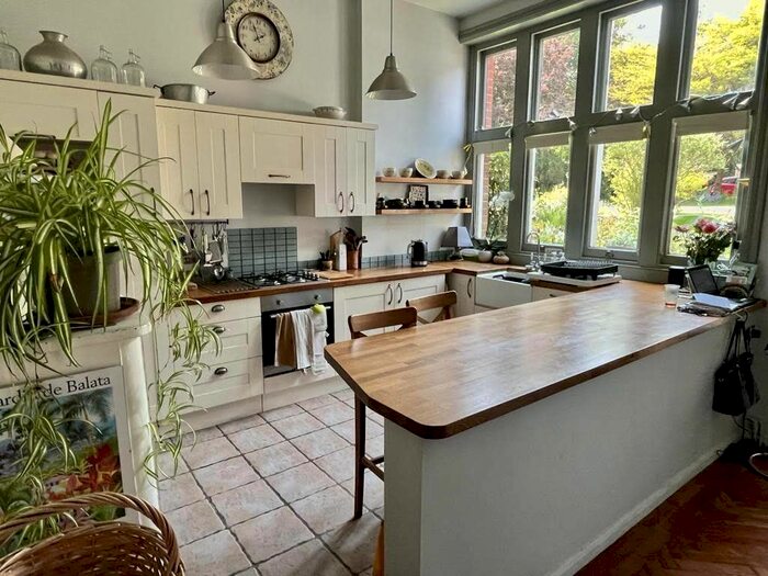 Studio To Rent In Denton Road, Eastbourne, BN20