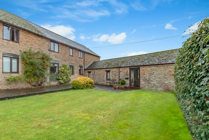 1 Bedroom Barn To Rent In Pimlico Farm, Tusmore, OX27