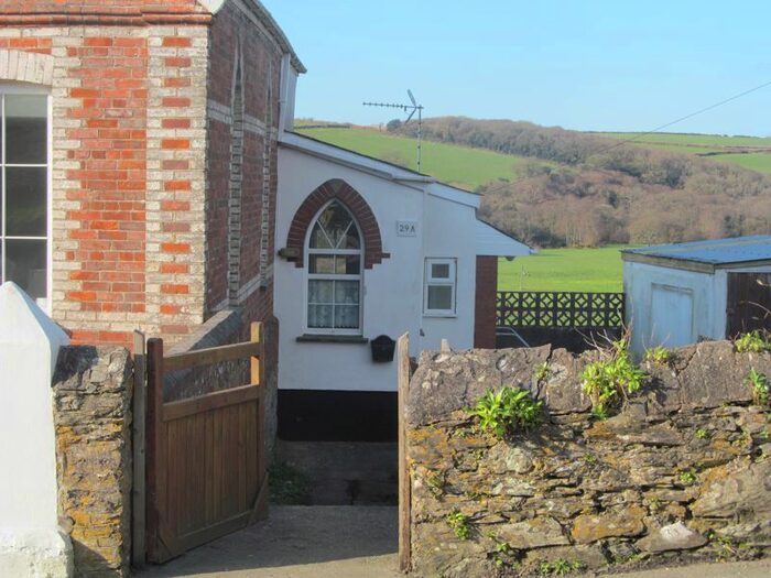 2 Bedroom Flat To Rent In Tregony Hill, Tregony, Truro TR2
