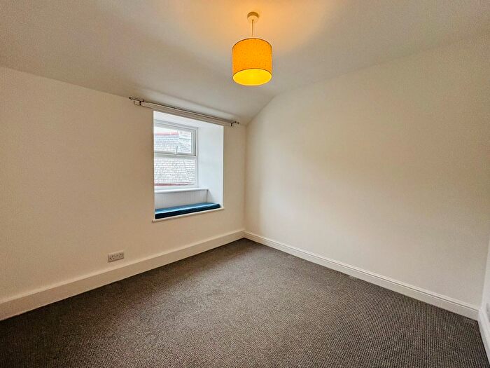 2 Bedroom Cottage To Rent In Tredavoe, Penzance, TR20