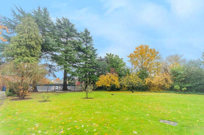 1 Bedroom Flat To Rent In Hayne Road, Beckenham, BR3