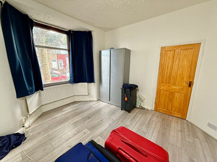 4 Bedroom Terraced House To Rent In London, E6