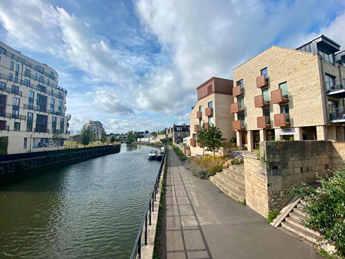 2 Bedroom Flat To Rent In Riverview Court South, Victoria Bridge Road, Bath, BA1