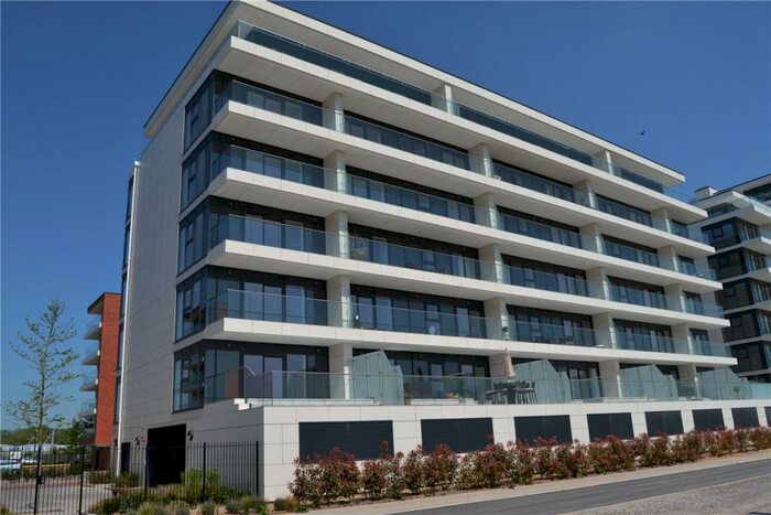 2 Bedroom Apartment To Rent In Kingman Way, Newbury, Berkshire, RG14