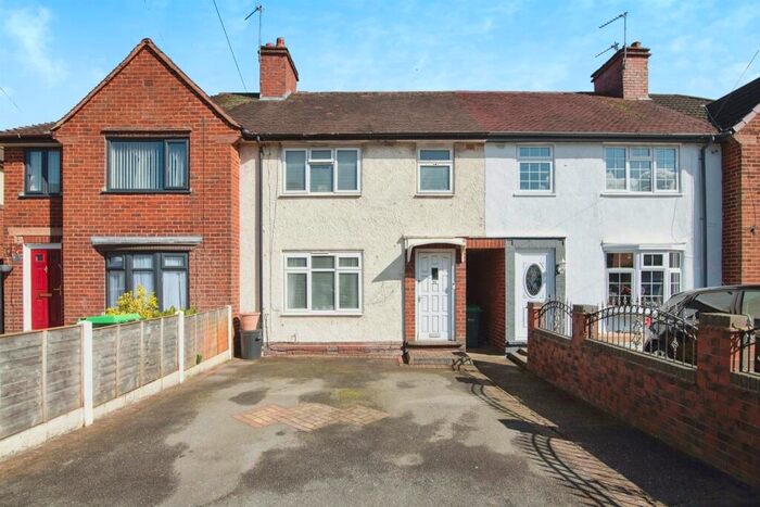 3 Bedroom House To Rent In Salop Road, Oldbury, B68
