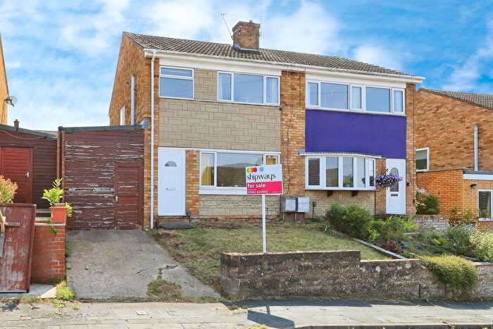 3 Bedroom Semi-detached House For Sale In Shelley Avenue, Kidderminster, DY10