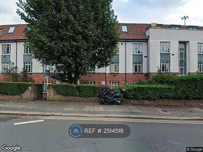 2 Bedroom Flat To Rent In Shirehall Lane, Hendon, NW4