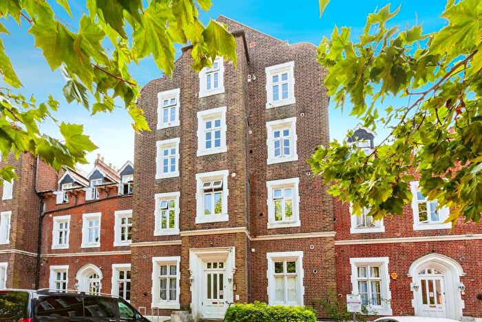 1 Bedroom Flat For Sale In Upton Park, Slough, SL1