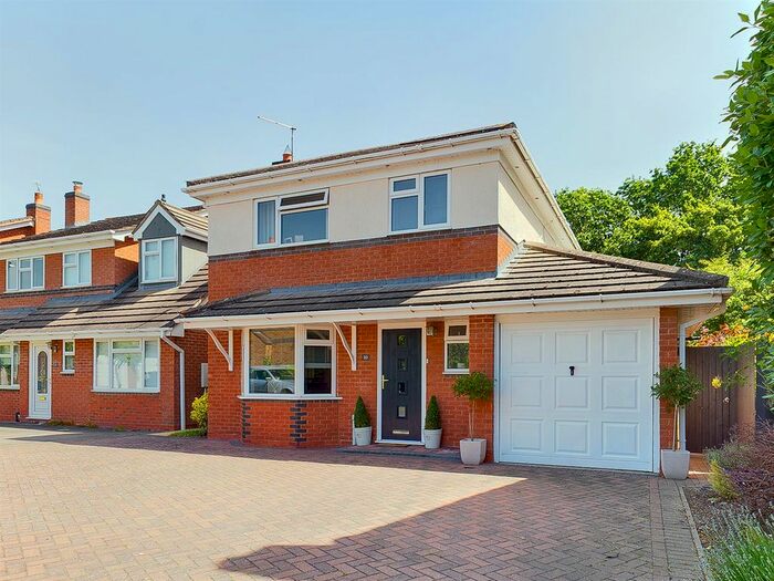 4 Bedroom Detached House For Sale In Baldenhall, Malvern, WR14