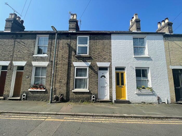2 Bedroom Terraced House To Rent In York Street, Cambridge, CB1
