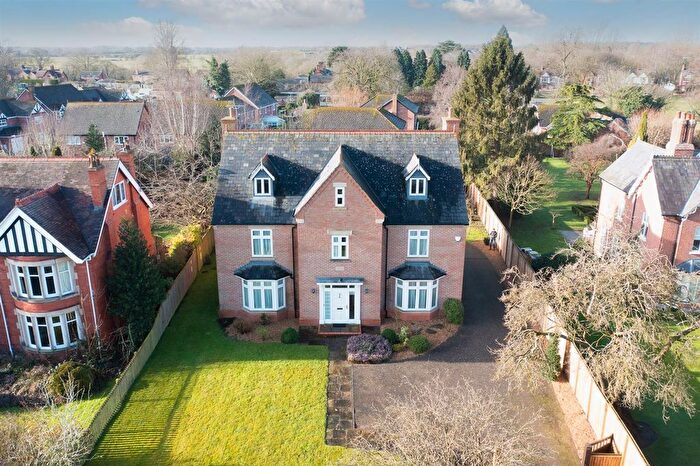 6 Bedroom Detached House For Sale In Wellington Road, Nantwich, CW5