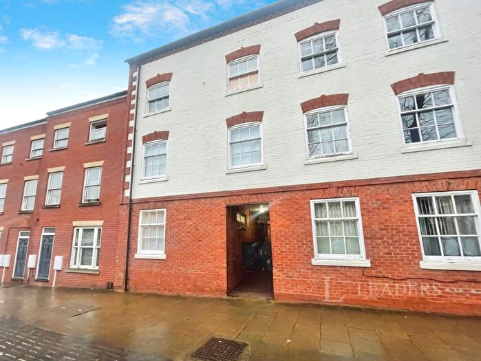 1 Bedroom Flat To Rent In West End Court, Crompton Street, CV34