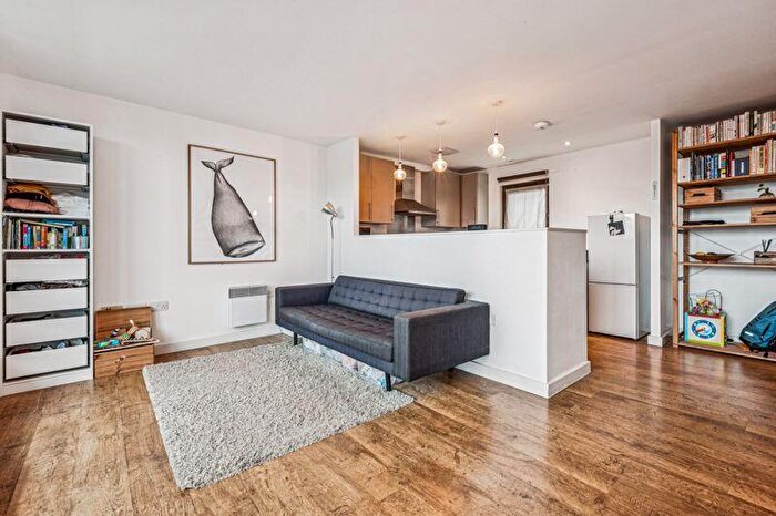2 Bedroom Penthouse For Sale In Palmers Road, Bethnal Green, E2