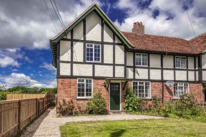 3 Bedroom Semi-Detached House To Rent In Yew Tree Cottages, Ashampstead, RG8