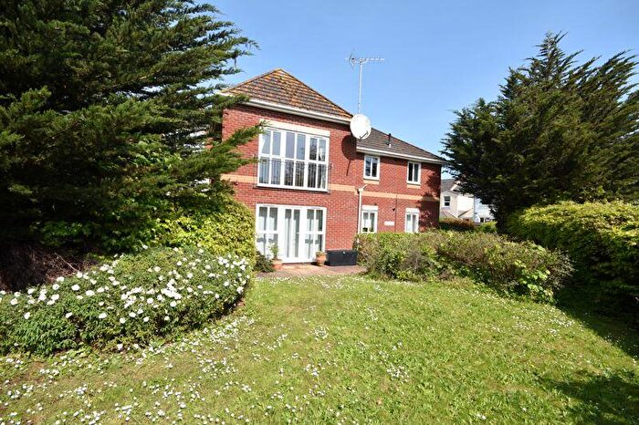 2 Bedroom Flat To Rent In Retail Park Close, Exeter, EX2