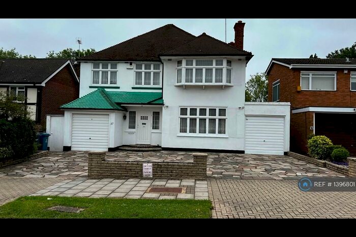 5 Bedroom Detached House To Rent In Dalkeith Grove, Stanmore, HA7