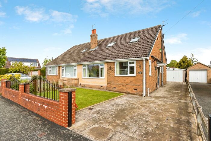 4 Bedroom Semi-Detached House For Sale In Whinmoor Crescent, Leeds, LS14