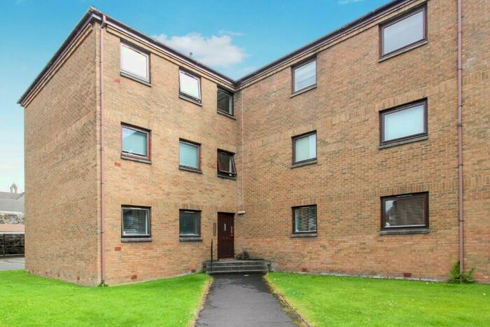 1 Bedroom Flat To Rent In Castle Gait, Paisley, Renfrewshire, PA1