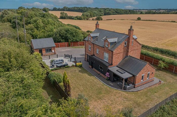 5 Bedroom Detached House For Sale In Heath Road, Bagworth Heath, Leicestershire, LE67