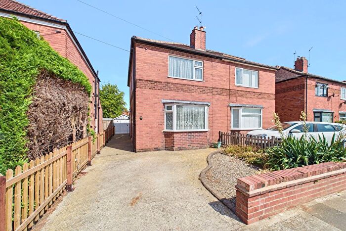 3 Bedroom Semi Detached House To Rent In Danum Road, York, YO10