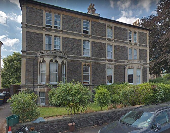 3 Bedroom Flat To Rent In Fernbank Road, Bristol, BS6