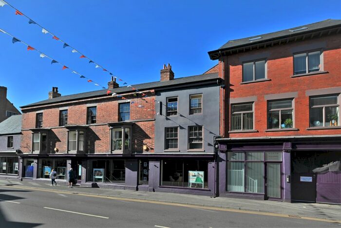 2 Bedroom Flat To Rent In North Street, Ripon, HG4