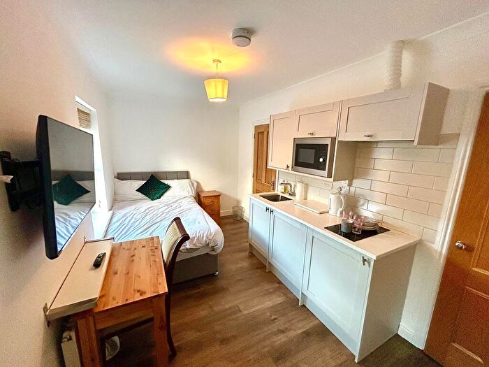 Studio To Rent In Bernadines, MK18