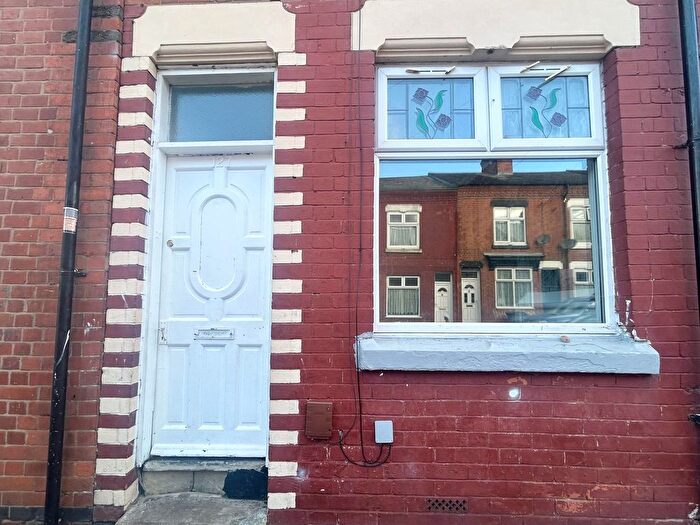 2 Bedroom Terraced House To Rent In Twycross Street, Leicester, LE2