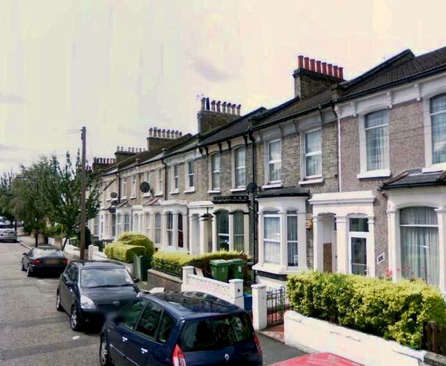 6 Bedroom Terraced House To Rent In Nutcroft Road, London, London, SE15