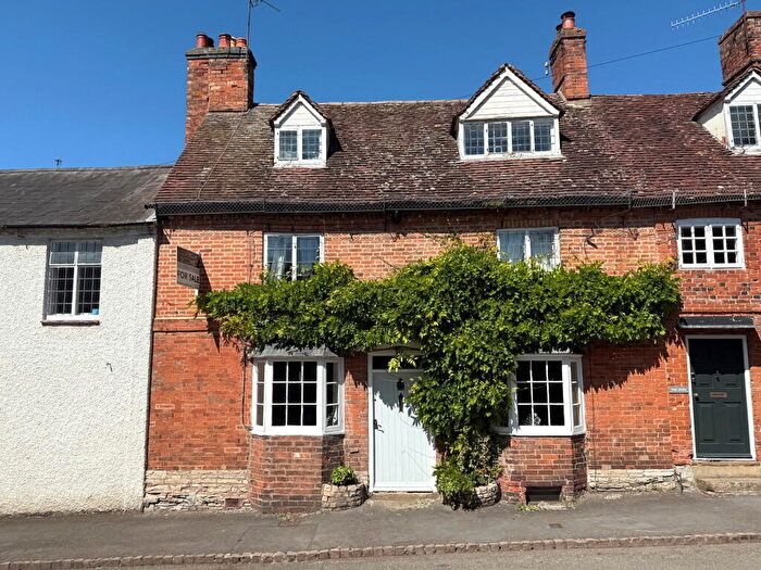 3 Bedroom Terraced House For Sale In Kineton, CV35