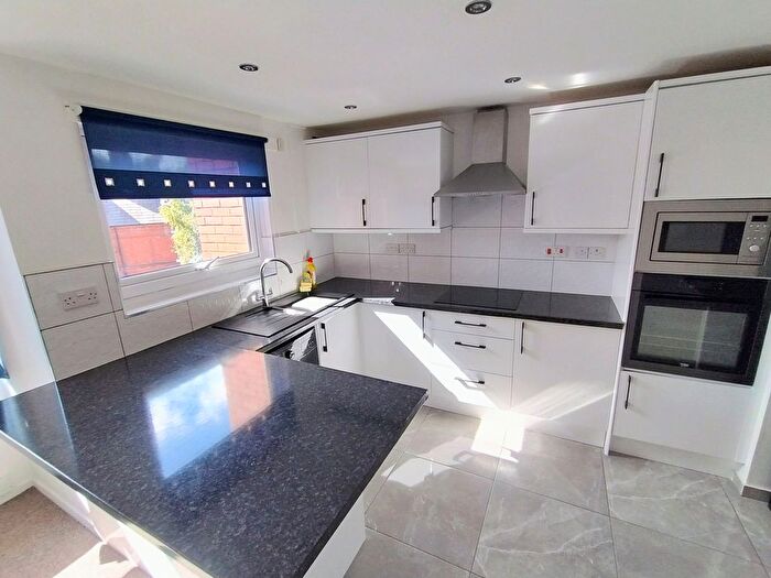 1 Bedroom Flat To Rent In Elmsdale Court, Birmingham Road, Walsall, WS1