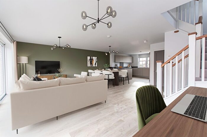 3 Bedroom Detached House For Sale In Manningtree Park, Mistley, Manningtree, CO11