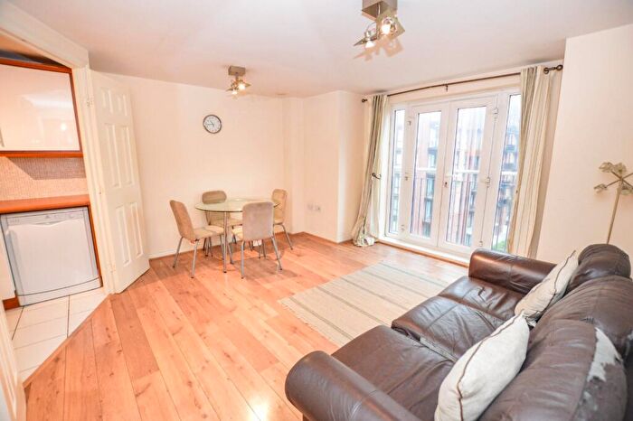 2 Bedroom Flat To Rent In Fusion, Middlewood Street, Salford, Manchester, M5