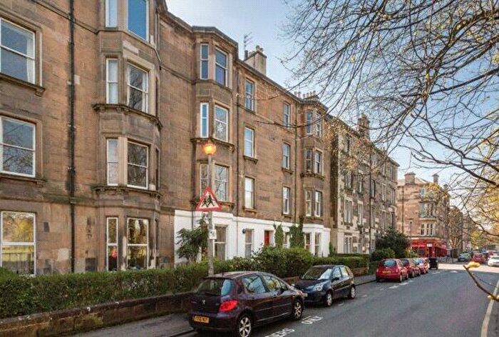 3 Bedroom Apartment To Rent In Melville Terrace, Edinburgh, Midlothian, EH9