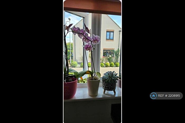 3 Bedroom Terraced House To Rent In Barleyfield Way, Huntington, PE29