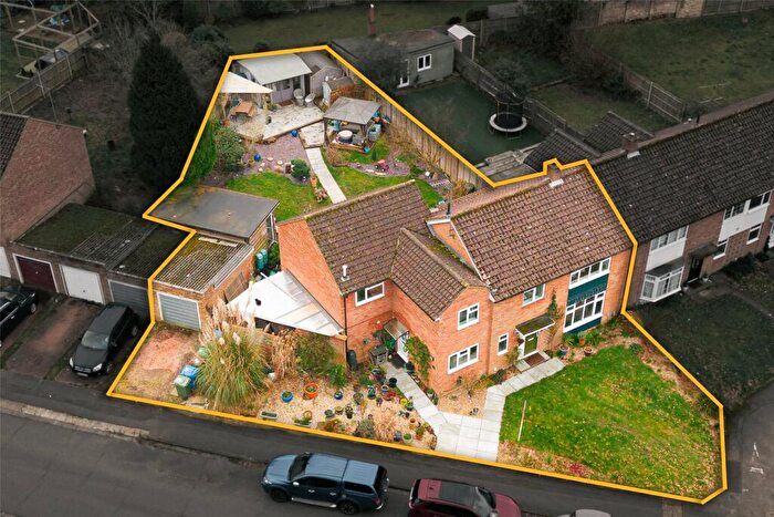 4 Bedroom House For Sale In Bullbrook Drive, Bracknell, Berkshire, RG12