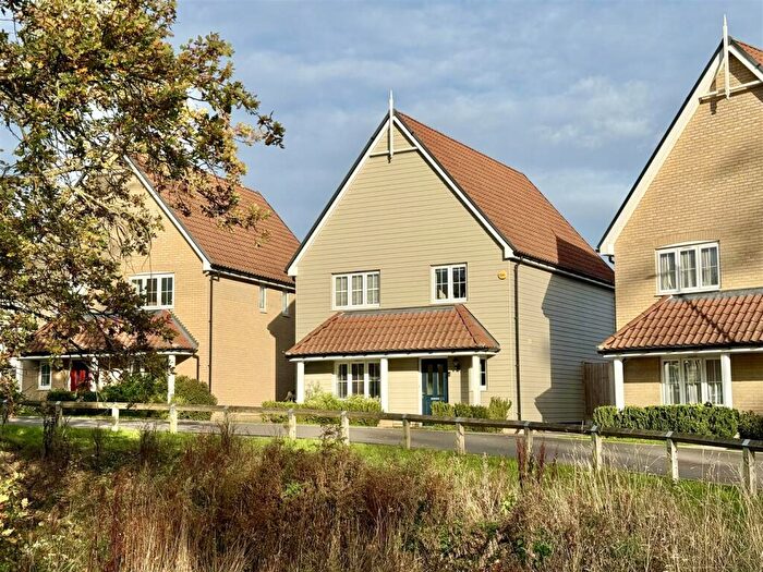 4 Bedroom Detached House For Sale In Petty Croft, Broomfield, Chelmsford, CM1