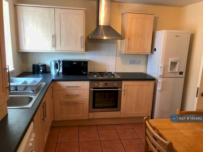 2 Bedroom Flat To Rent In Highgate Street, Liverpool, L7