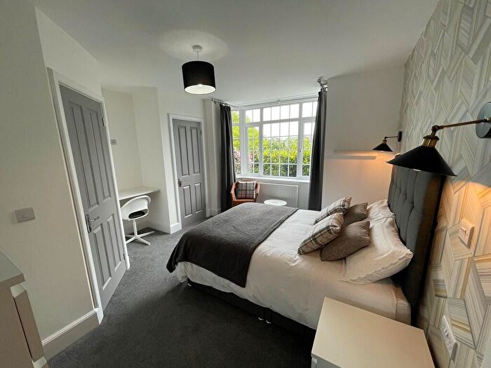 1 Bedroom Detached House To Rent In Topsham Road, Exeter, EX2