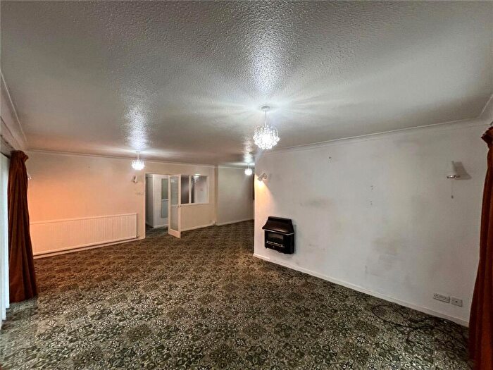 3 Bedroom Bungalow For Sale In Western Way, Ponteland, Newcastle Upon Tyne, Northumberland, NE20