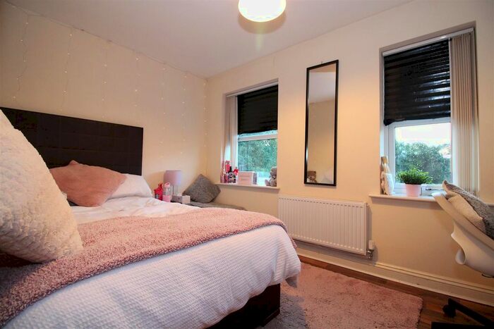 4 Bedroom Property To Rent In Blue Fox Close, Leicester, LE3