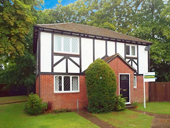 1 Bedroom Maisonette To Rent In East Molesey, KT8