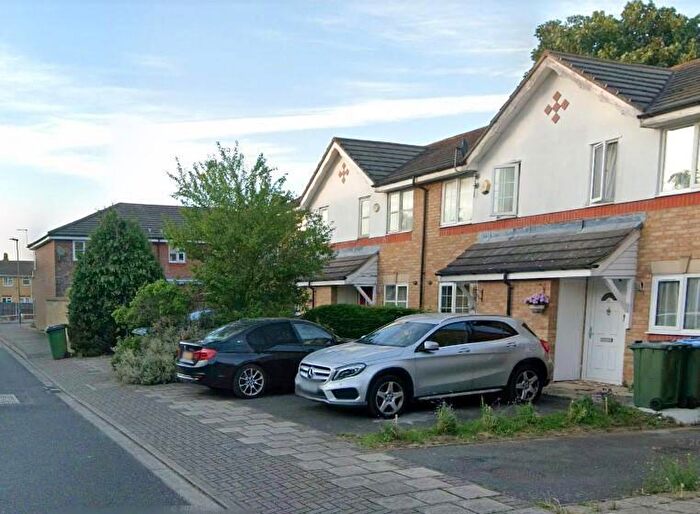 2 Bedroom Terraced House For Sale In Sunset Road, Thamesmead, London, SE28