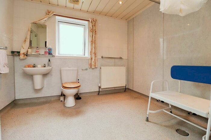 2 Bedroom Bungalow For Sale In Robertson Road, Cupar, KY15