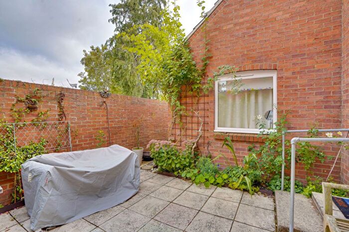 2 Bedroom Bungalow For Sale In St. James Lane, Bury St. Edmunds, IP33