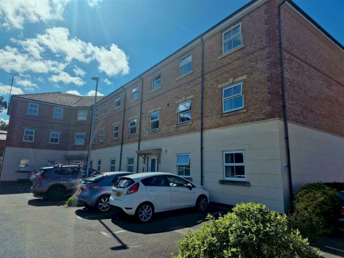2 Bedroom Apartment To Rent In Cysgod Y Bryn, Rhos On Sea, Colwyn Bay, LL28