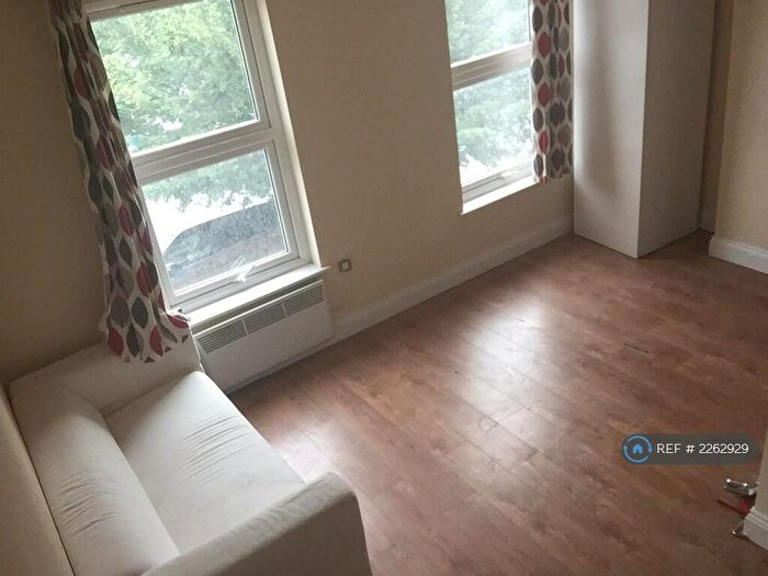 4 Bedroom Terraced House To Rent In Denzil Road, London, NW10
