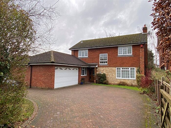 4 Bedroom Detached House For Sale In Childs Hall Road, Great Bookham, KT23