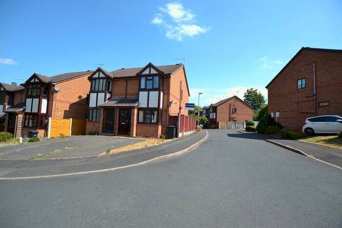 2 Bedroom Semi-Detached House To Rent In Fox Foot Drive, Brierley Hill, DY5